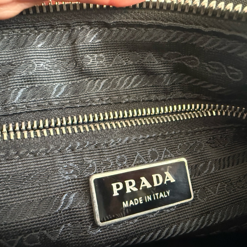 Prada buckle belt shoulder bag Fanny pack - Picture 9 of 16